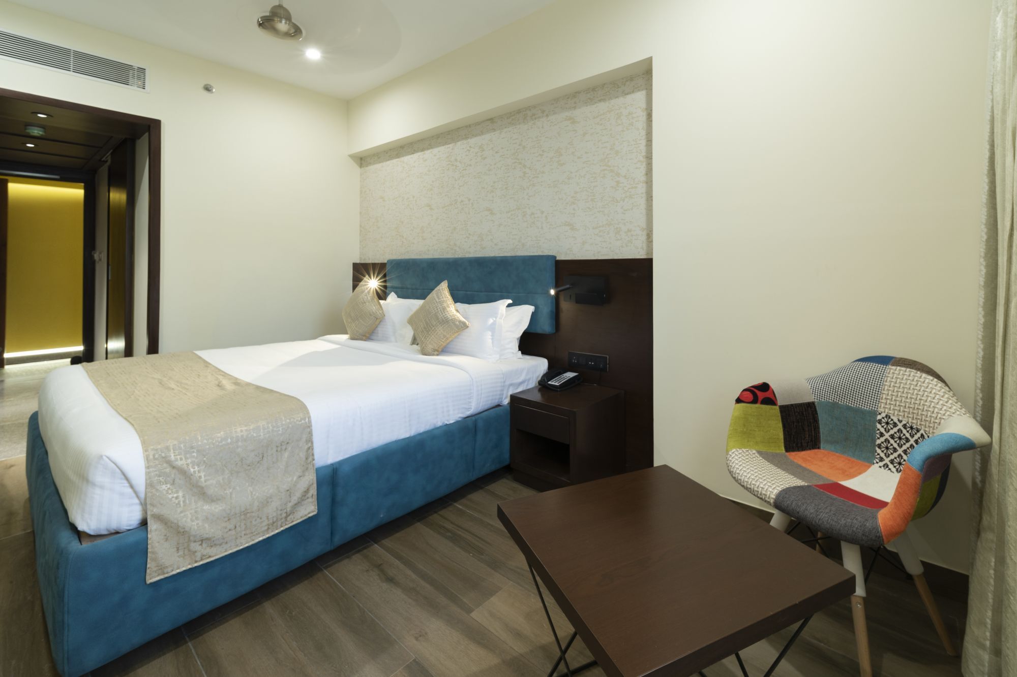 Bhagini Icon Domlur Hotel Bangalore Bagian luar foto